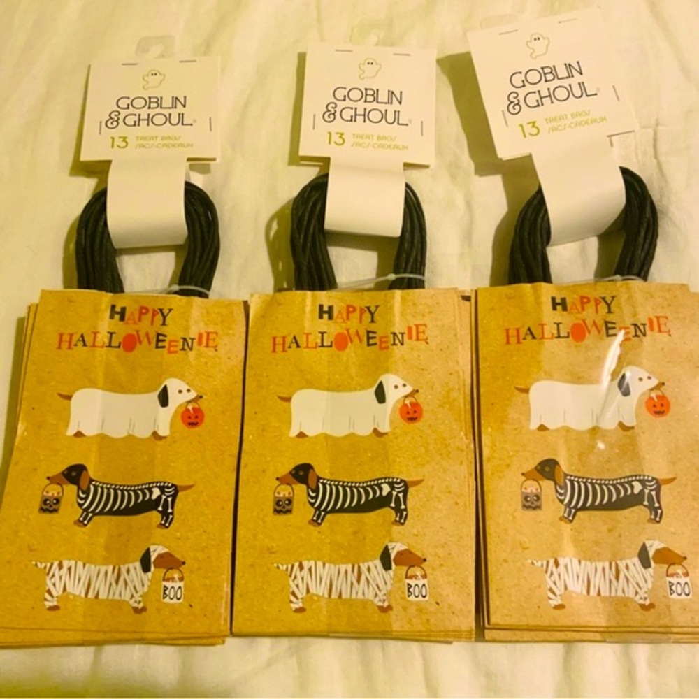 DACHSHUND Halloween treat bags 13/set.Goblin Ghoul party 3 sets available
